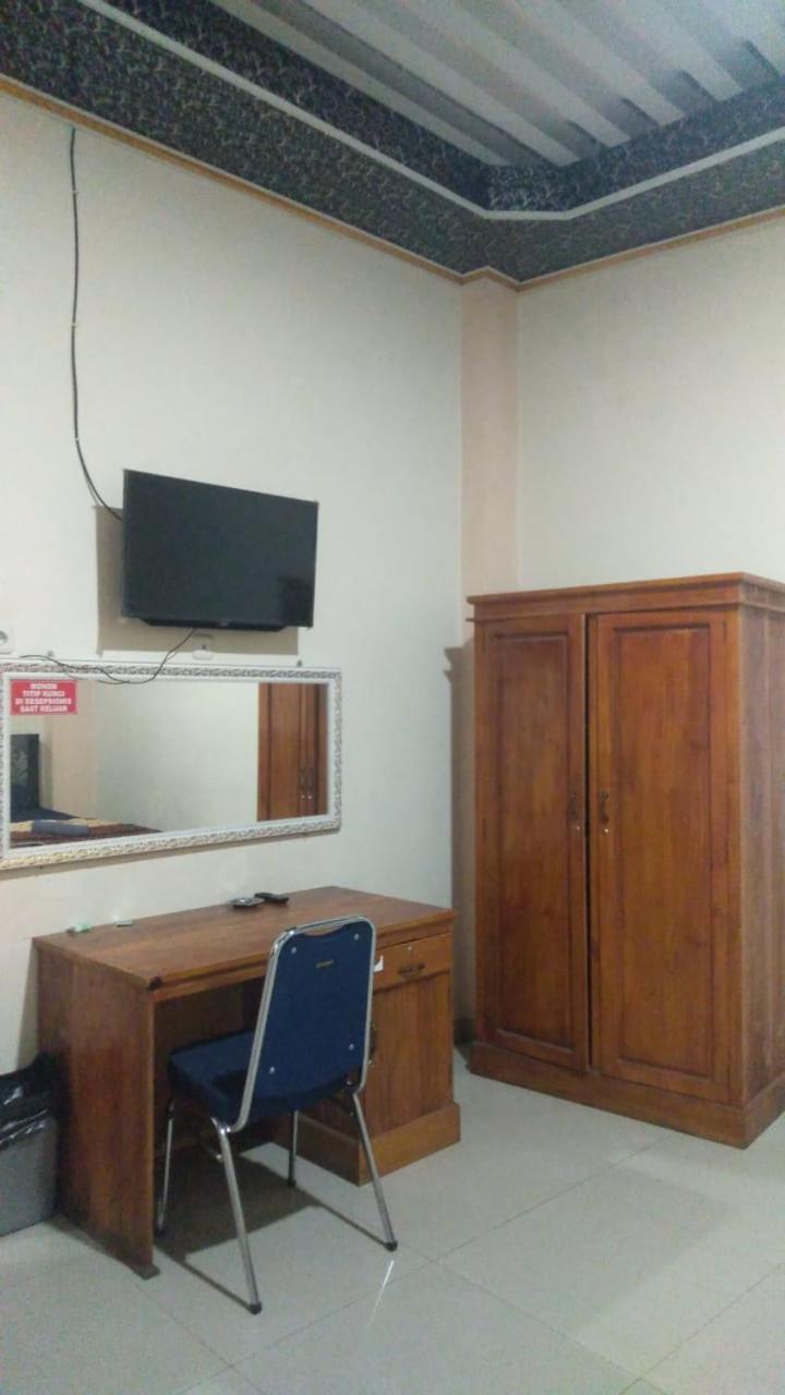 Wisma Reza Palopo汽车旅馆 外观 照片