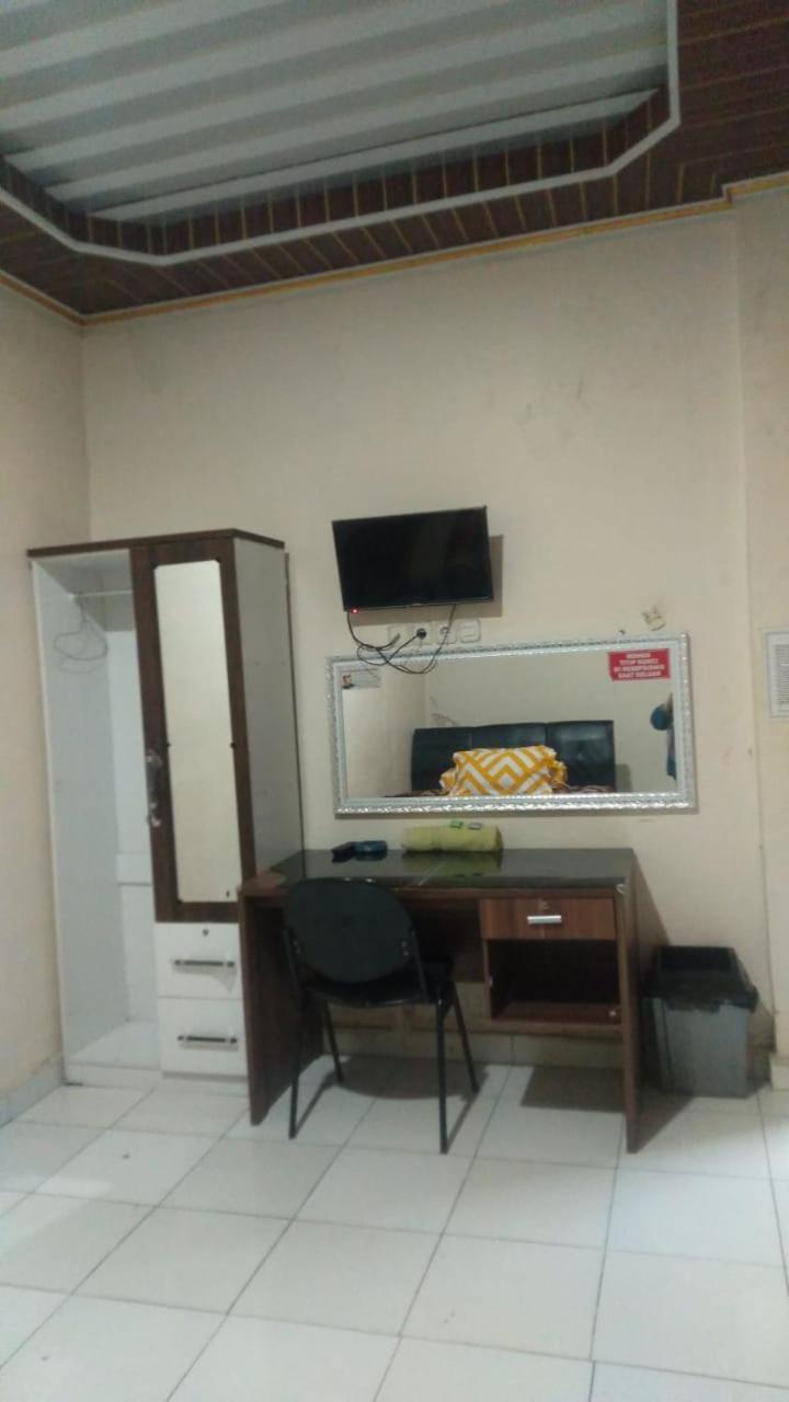 Wisma Reza Palopo汽车旅馆 外观 照片